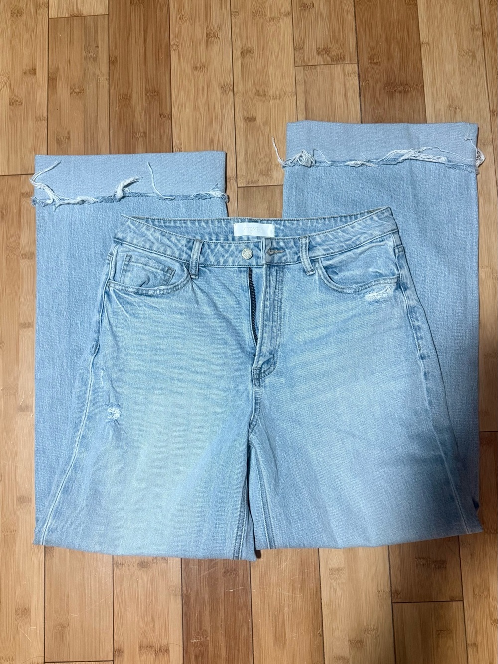 Vervet Light Blue High-Rise Wide Leg Jeans with Raw Hem